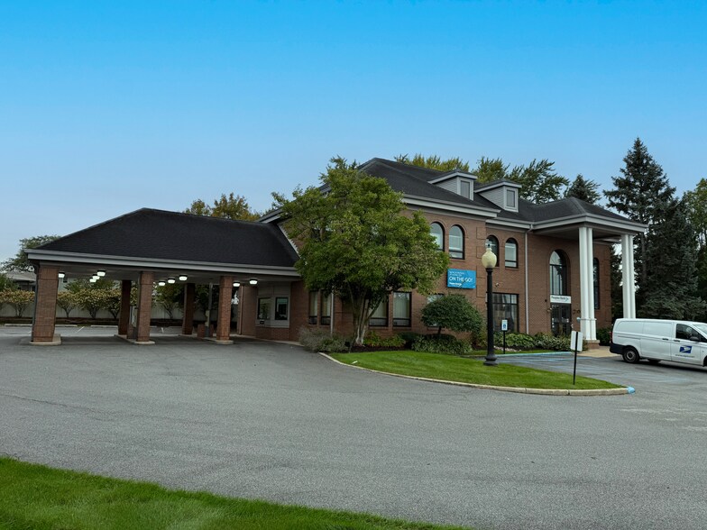 More Photos Of 141 W Lincoln Hwy, Schererville Bank For Sale