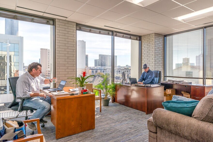 More Photos Of 5373 W Alabama St, Houston Coworking Space