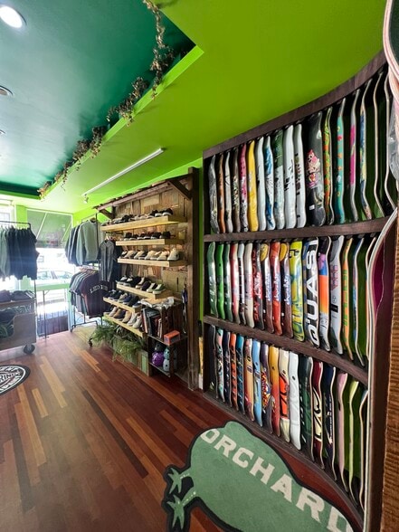 More Photos Of 149 North St, Boston Storefront Retail Residential For Lease