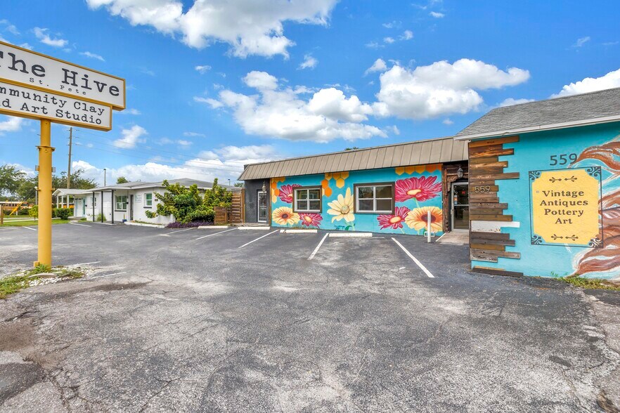 More Photos Of 563 49th St S, Saint Petersburg Storefront Retail Office For Lease