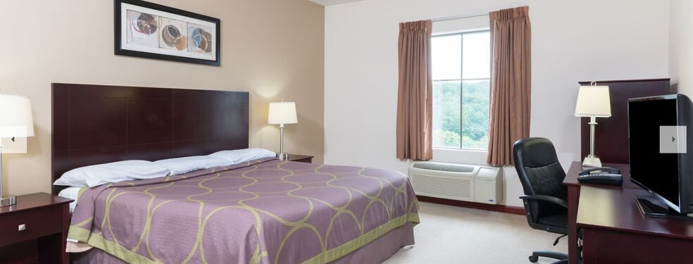 More Photos Of 7099 Big Beaver Blvd, Beaver Falls Hotel For Sale