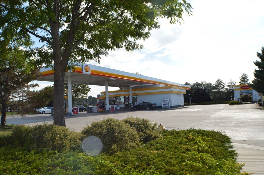 More Photos Of 9201 Huron St, Thornton Service Station For Sale
