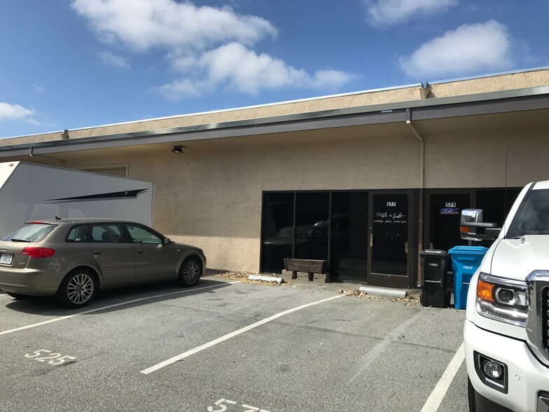 More Photos Of 513-579 Mountain View Ave, Belmont Manufacturing For Lease