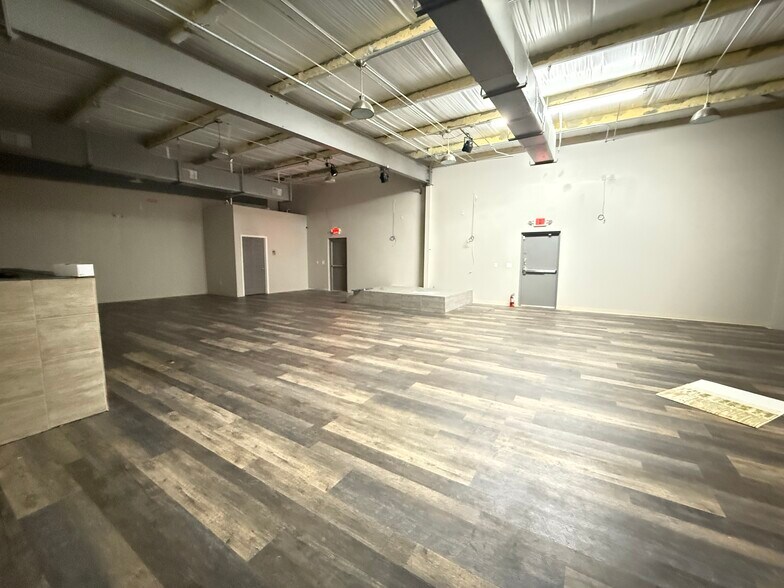 More Photos Of 4230 St Lawrence dr, New Port Richey Storefront Retail Office For Sale