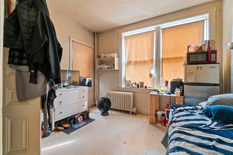 More Photos Of 2301 Maryland Ave, Baltimore Apartments For Sale