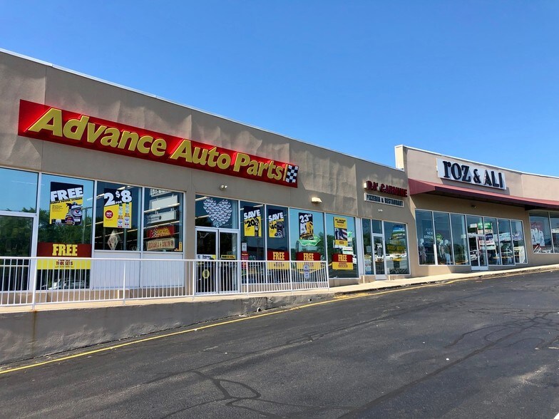 Primary Photo Of 845 W Main St, Branford Storefront For Lease