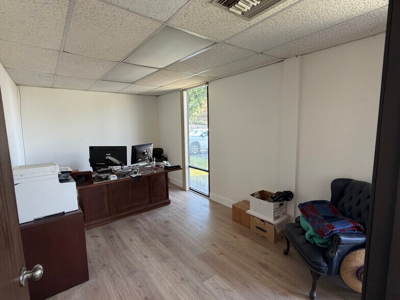 More Photos Of 501 Mercury Ln, Brea Industrial For Sale