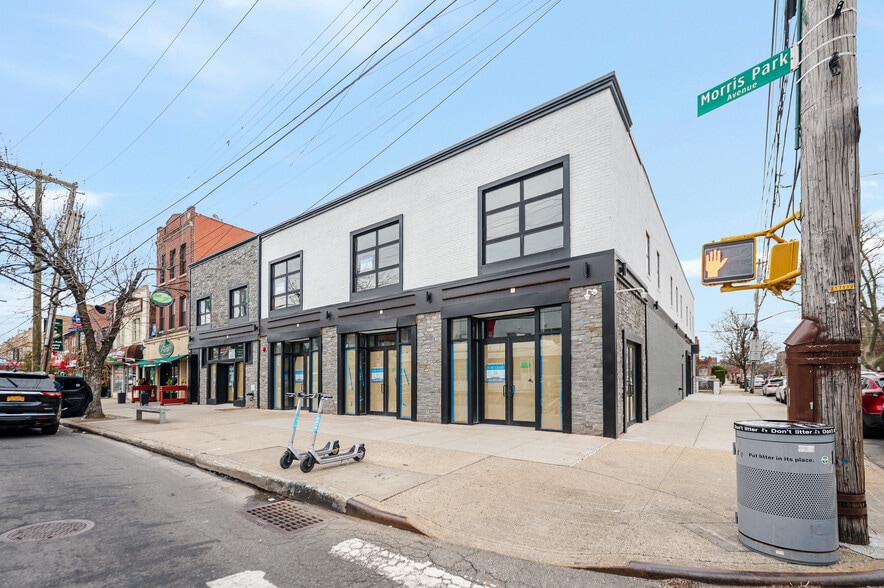 More Photos Of 972-978 Morris Park Ave, Bronx Office For Lease