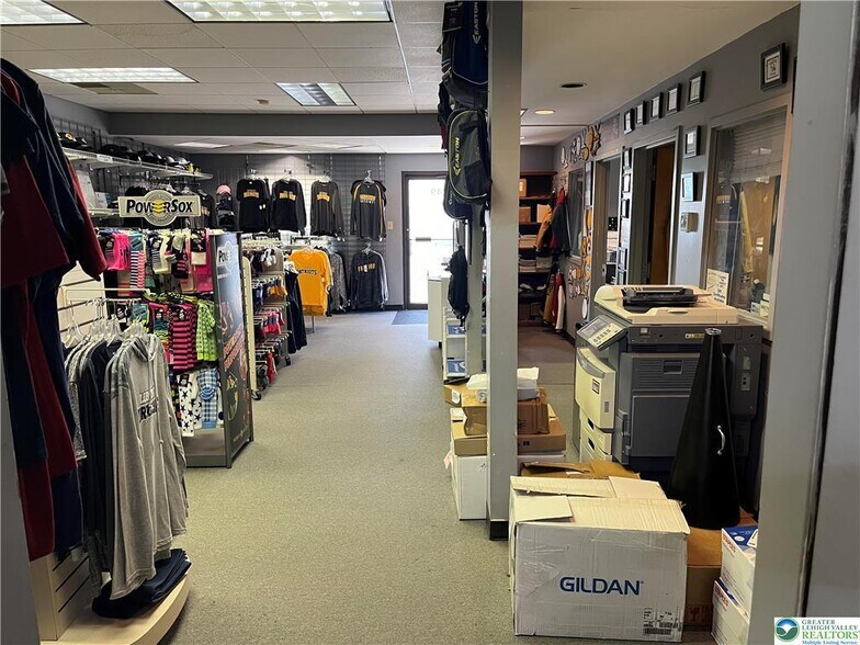 More Photos Of 749 E Ettwein St, Bethlehem Flex For Sale