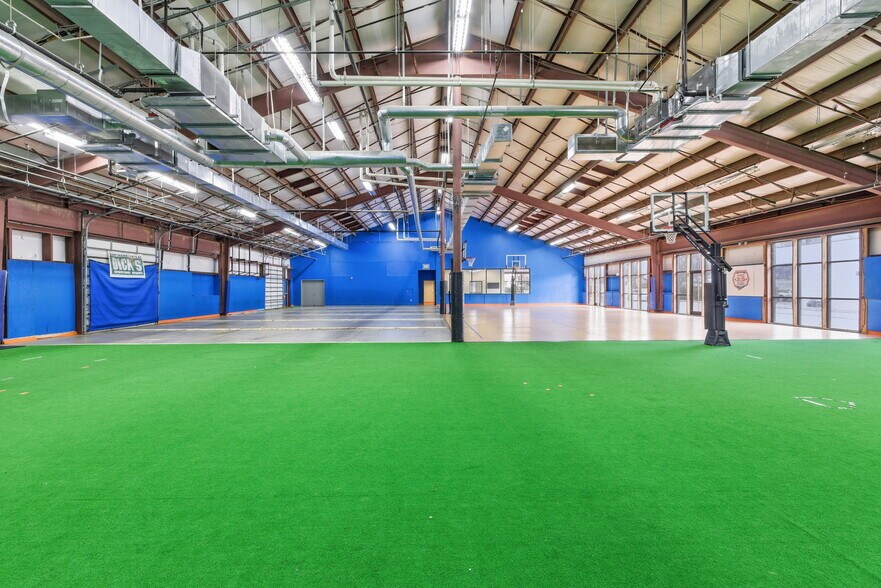 More Photos Of 3201 Northside Dr, Raleigh Light Distribution For Lease