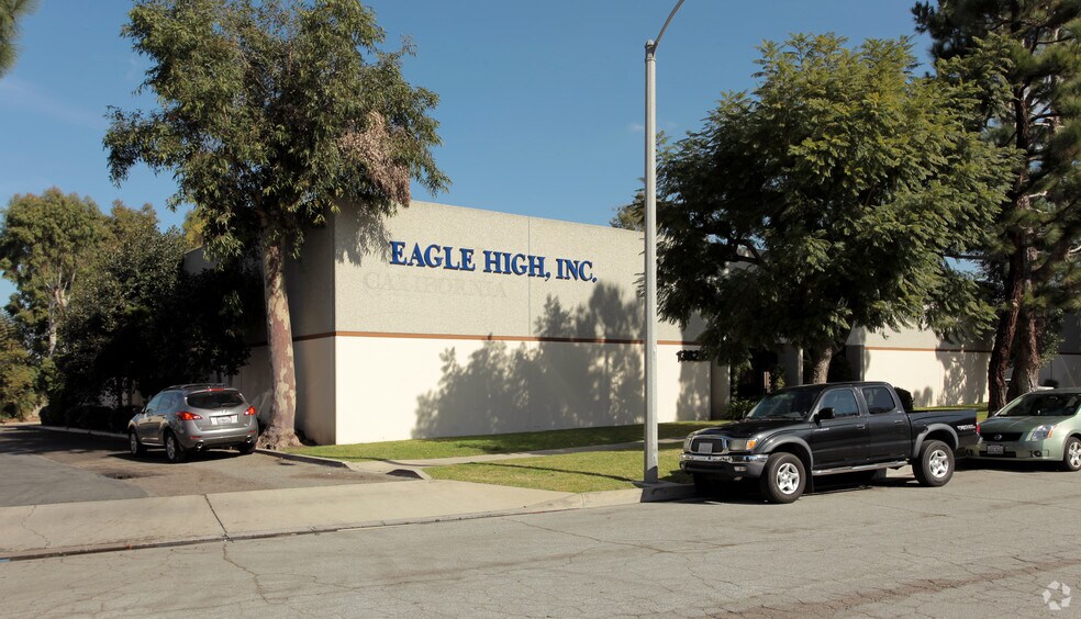 Primary Photo Of 13825 Bentley Pl, Cerritos Manufacturing For Lease