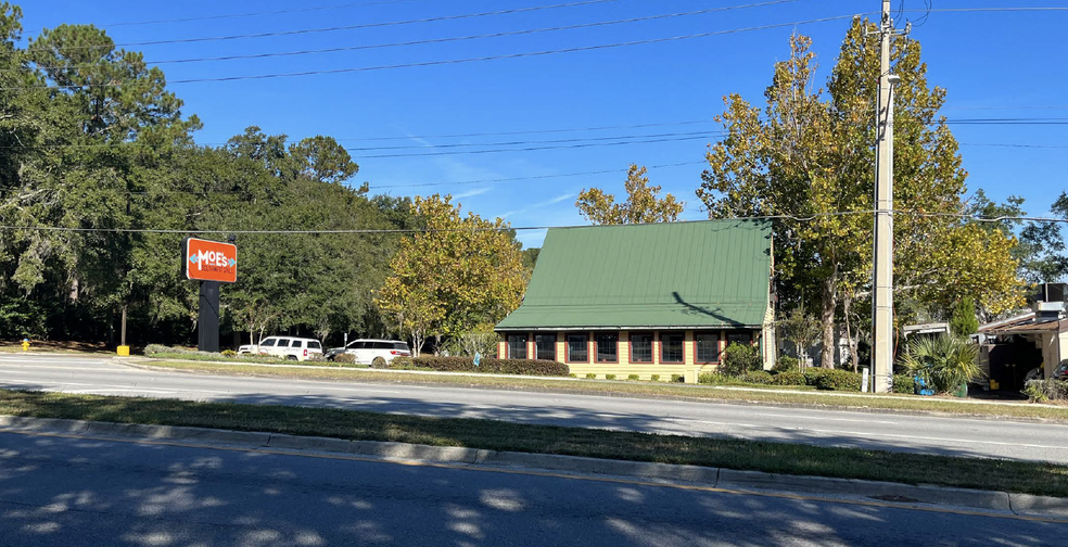 Primary Photo Of 7770 W Newberry Rd, Gainesville Restaurant For Sale