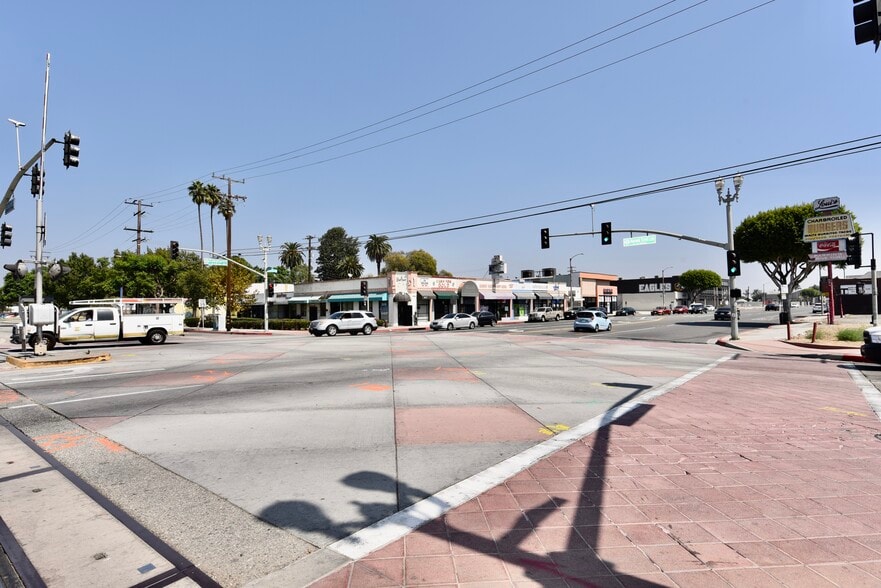 More Photos Of 200 S Alameda St, Compton Manufacturing For Sale