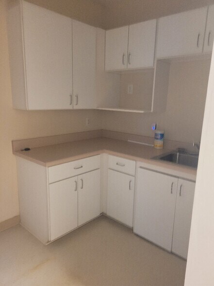 More Photos Of 8470 Falls Of Neuse Rd, Raleigh Unknown For Lease