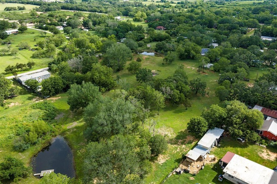 More Photos Of TBD Belton Street, McDade Land For Sale