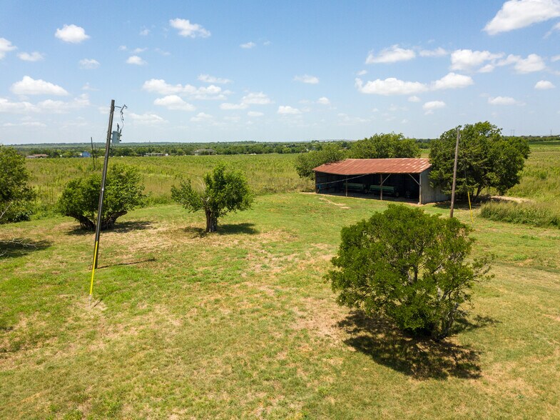 More Photos Of 0 Becker Lane, Del Valle Land For Sale