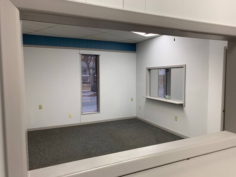 More Photos Of 12803 Oak Hill Ave, Hagerstown Office For Lease