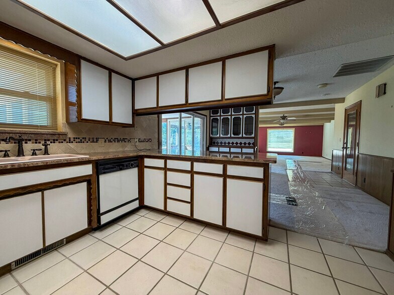 More Photos Of 1115 N Cleveland St, Enid Land For Sale