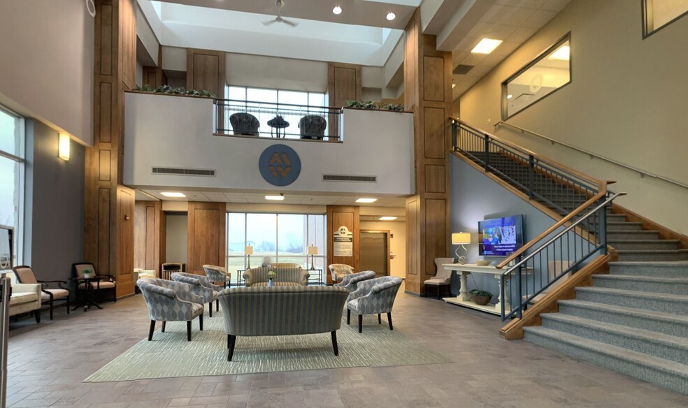 More Photos Of 6920 Gatwick Dr, Indianapolis Medical For Lease