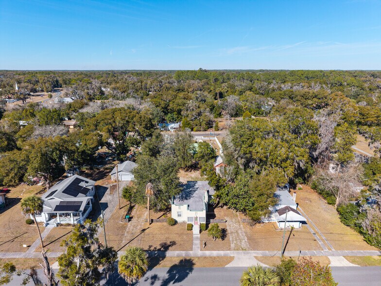 More Photos Of 20707 Park Ave, Dunnellon Specialty For Sale