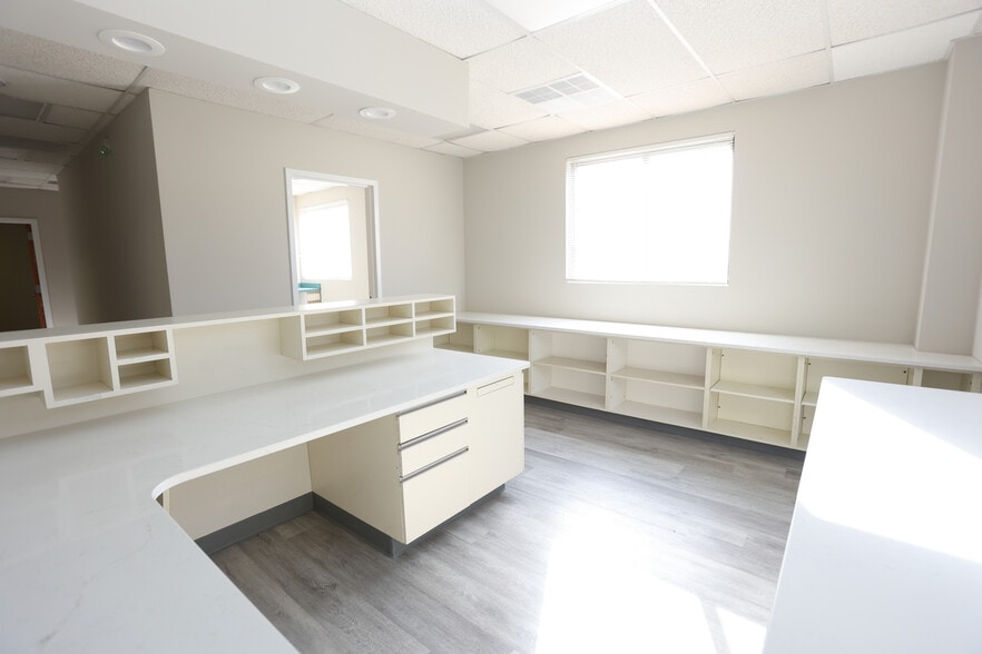 More Photos Of 180 White Rd, Little Silver Medical For Lease