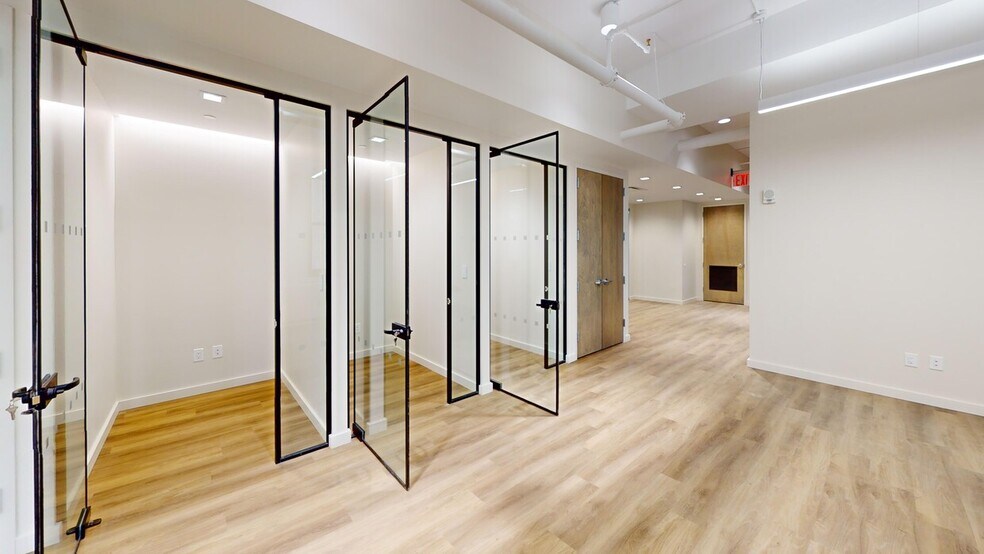 More Photos Of 233 Broadway, New York Office Residential For Lease