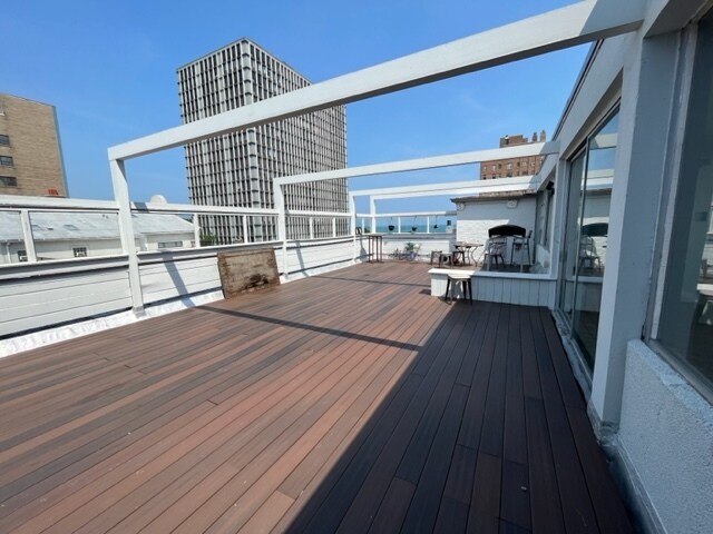 More Photos Of 7270 S South Shore Dr, Chicago Specialty For Lease