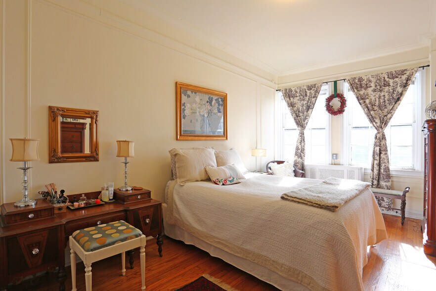 More Photos Of 135 S 20th St, Philadelphia Apartments For Lease