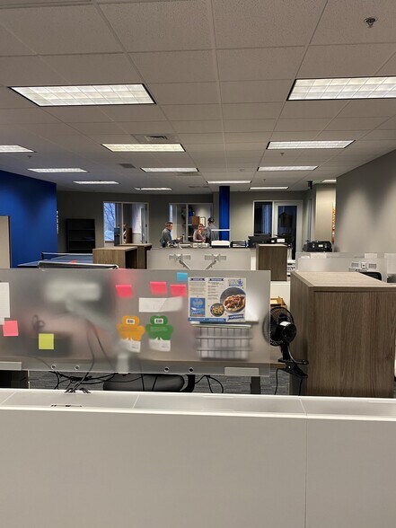 More Photos Of 412 E Parkcenter Blvd, Boise Office For Lease