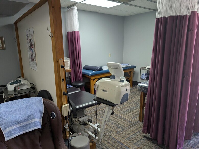 More Photos Of 7405 Brandt Pike, Huber Heights Medical For Sale