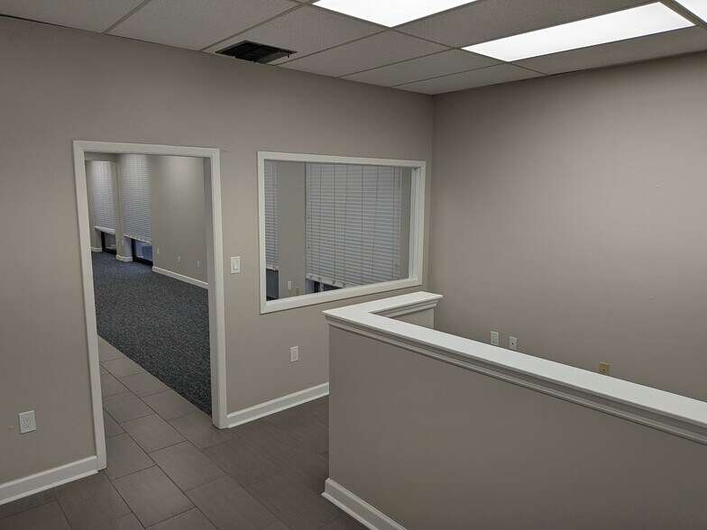 More Photos Of 401 W Colonial Dr, Orlando Office For Lease