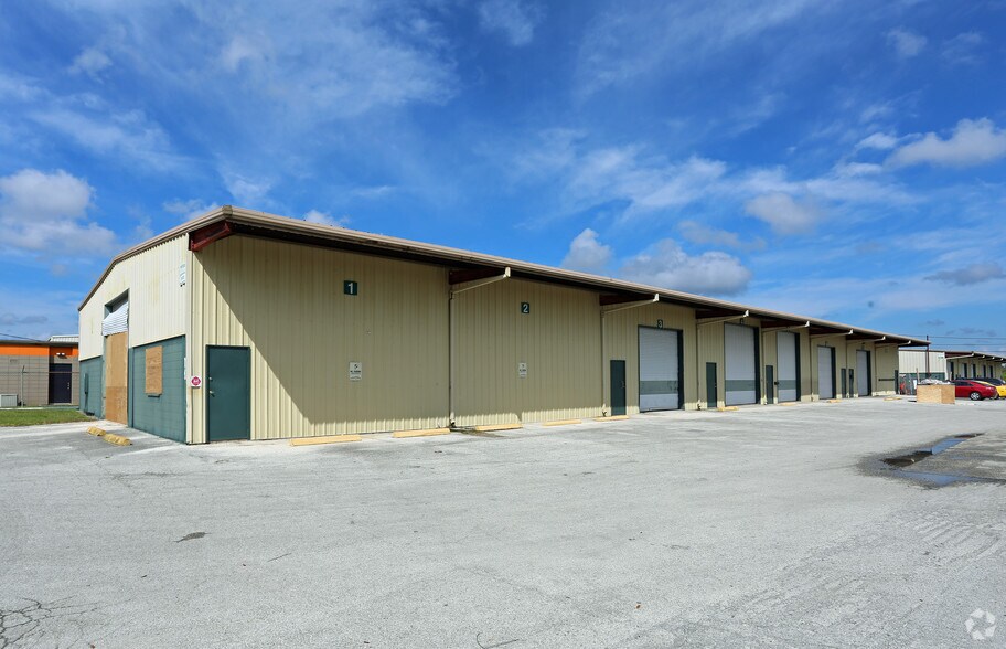 Primary Photo Of 2832 Mine and Mill Rd, Lakeland Warehouse For Lease