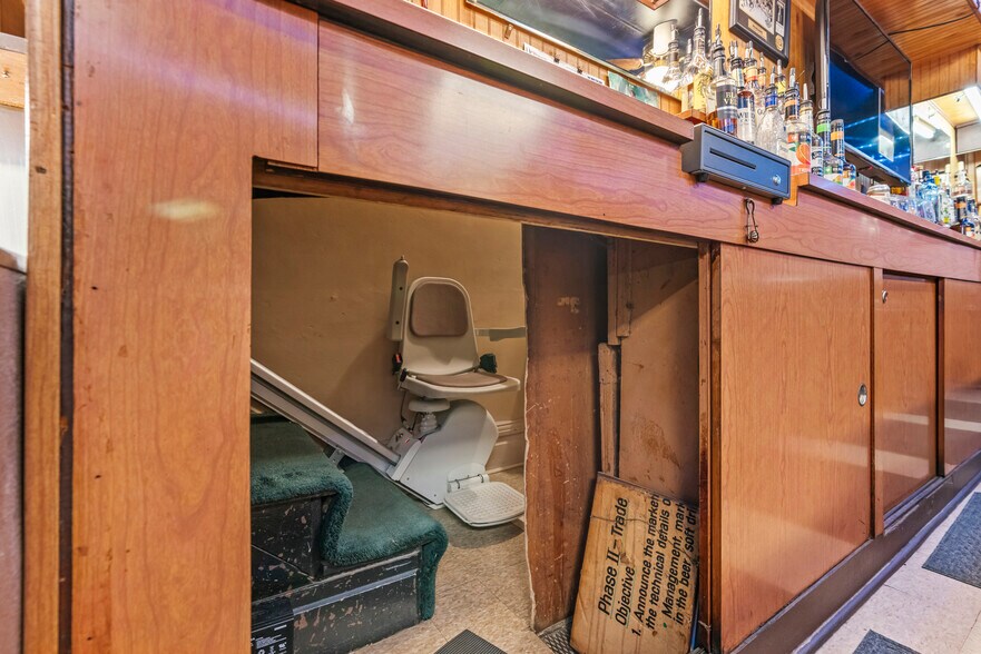 More Photos Of 5040 Lytle St, Pittsburgh Storefront Retail Residential For Sale