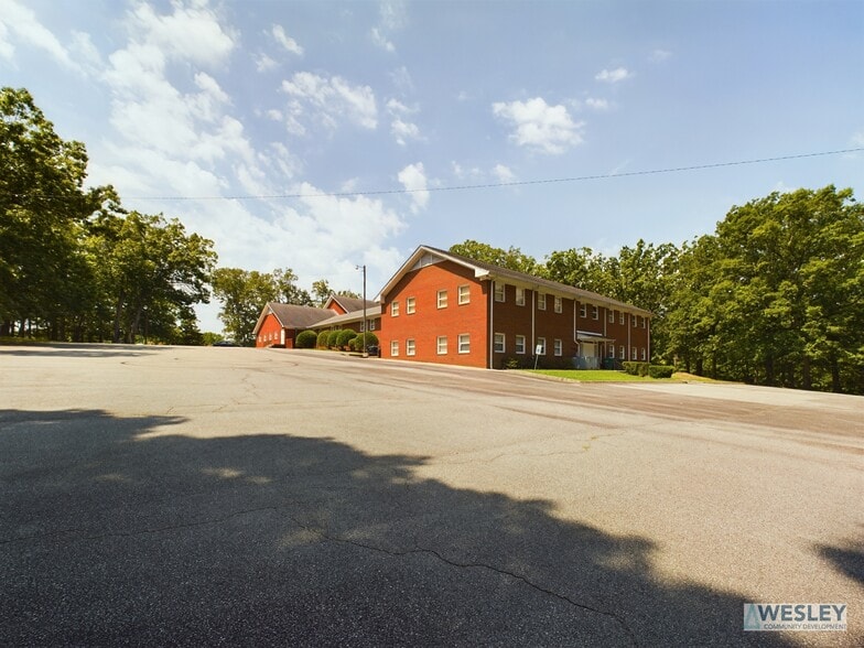 More Photos Of 2405 Bellemeade St, High Point Religious Facility For Sale