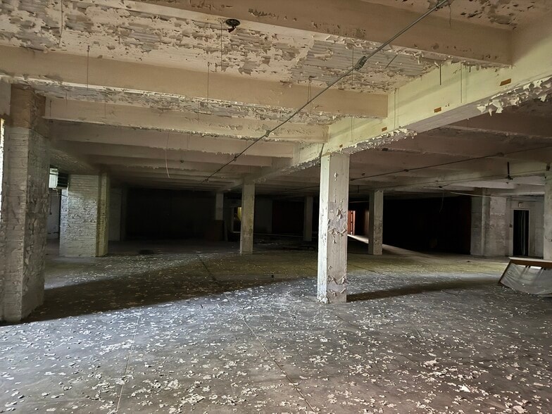 More Photos Of 3500 Montgomery Rd, Cincinnati Religious Facility For Sale