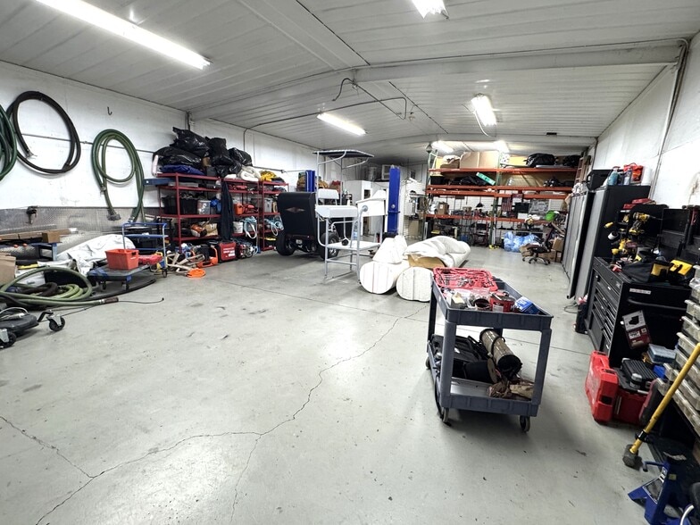 More Photos Of 1245 River Rd, N Fort Myers Industrial For Sale