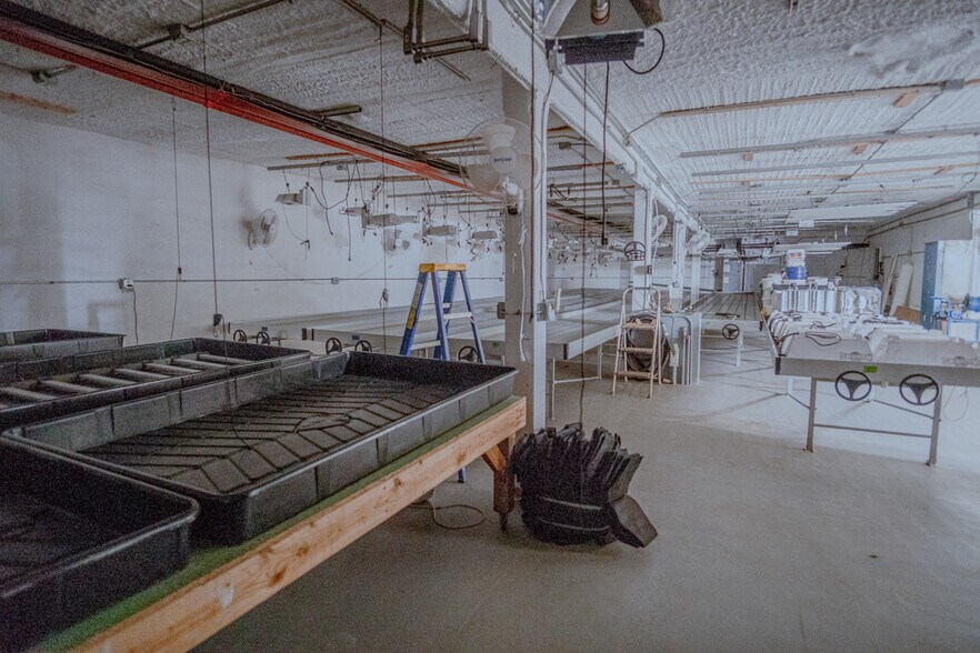 More Photos Of 103 N. Clarady, Wanette Industrial For Sale