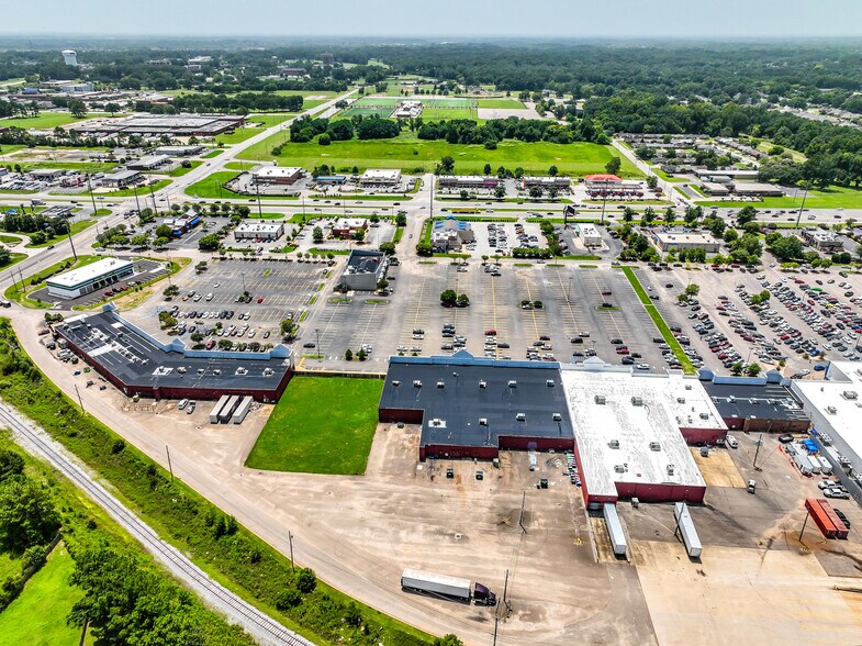 More Photos Of 6495-6549 Atlanta Hwy, Montgomery Unknown For Lease