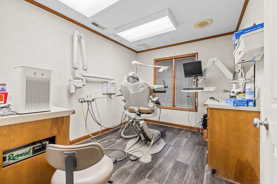 More Photos Of 150 Scarboro St, Asheboro Medical For Sale