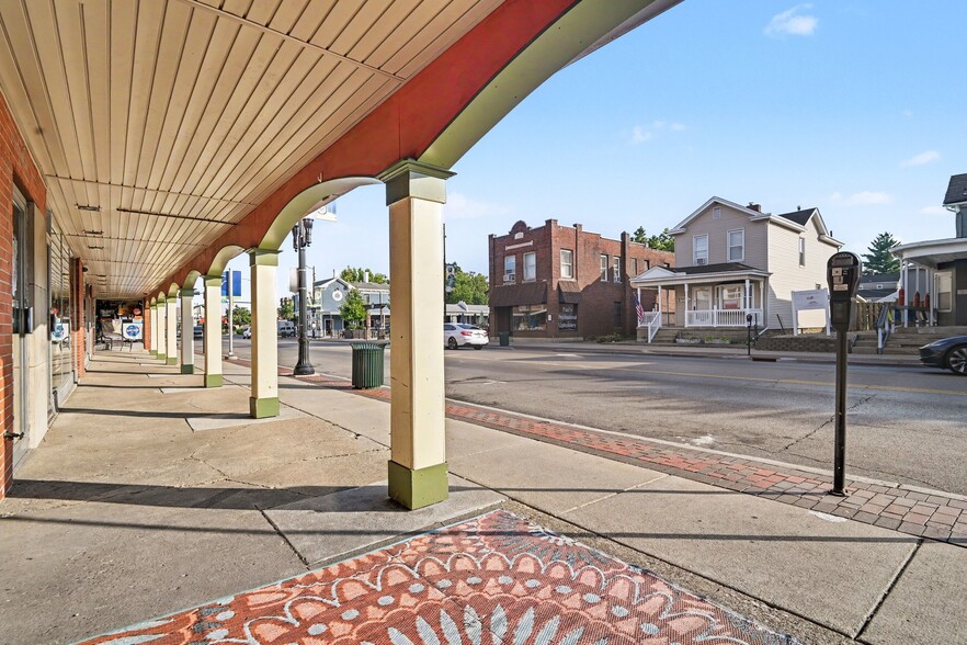 More Photos Of 516-528 Main St, Hamilton Office For Sale