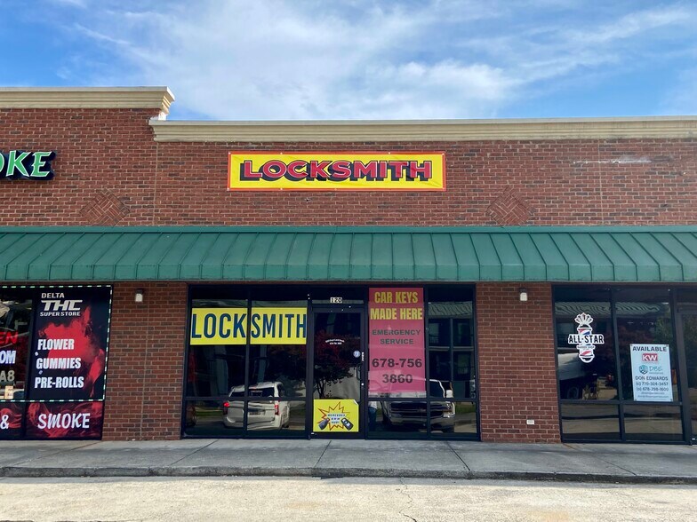 More Photos Of 4974 Cowan Rd, Acworth Storefront For Lease