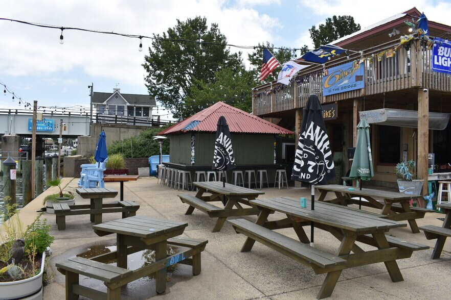 More Photos Of 6136 Tilghman Island Rd, Tilghman Restaurant For Sale