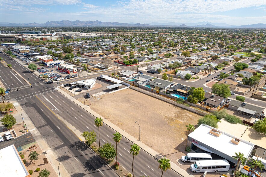 More Photos Of 925 N Scottsdale Rd, Scottsdale Land For Lease