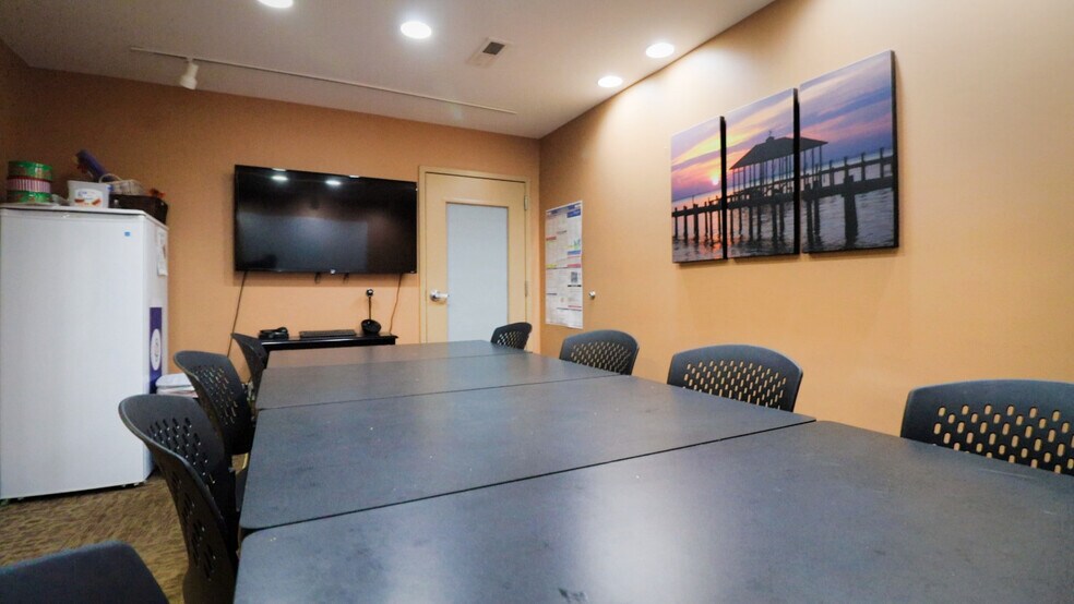 More Photos Of 431 Johnston St SE, Decatur Medical For Lease