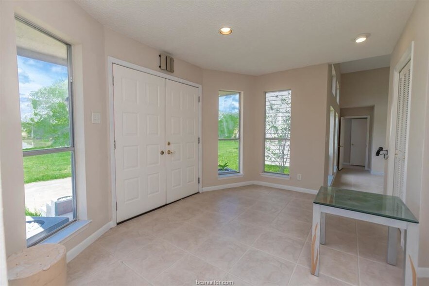 More Photos Of 993 Peach Creek Cut Off, College Station Office Residential For Sale