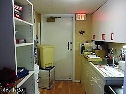 More Photos Of 369 W Blackwell St, Dover Office For Lease
