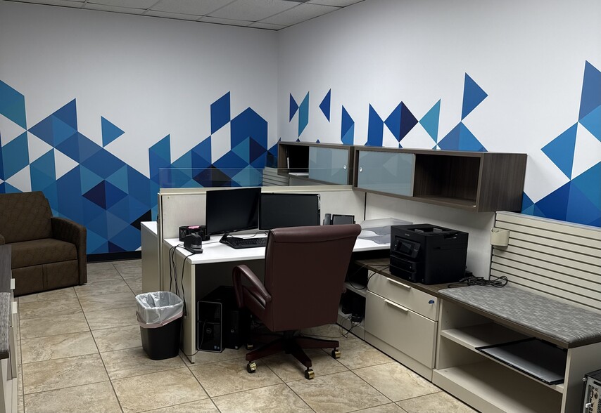 More Photos Of 12810 Century Dr, Stafford Showroom For Lease