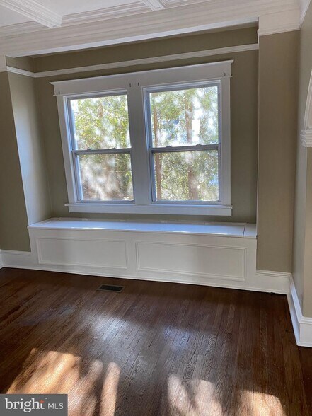 More Photos Of 841 Edge Hill Rd, Glenside Apartments For Sale