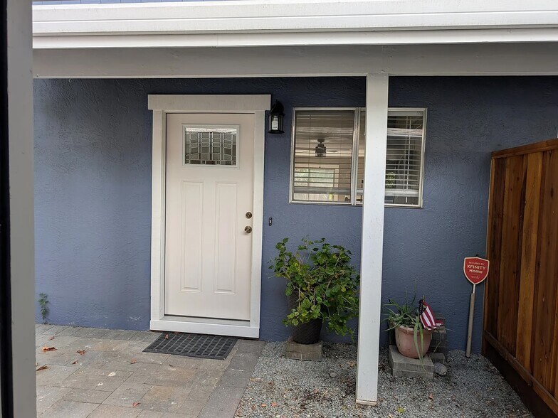 More Photos Of 863 Palomino Dr, Pleasanton Apartments For Sale