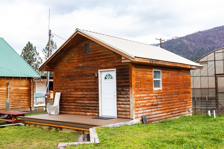 More Photos Of 2213 Main St E, Thompson Falls Land For Sale